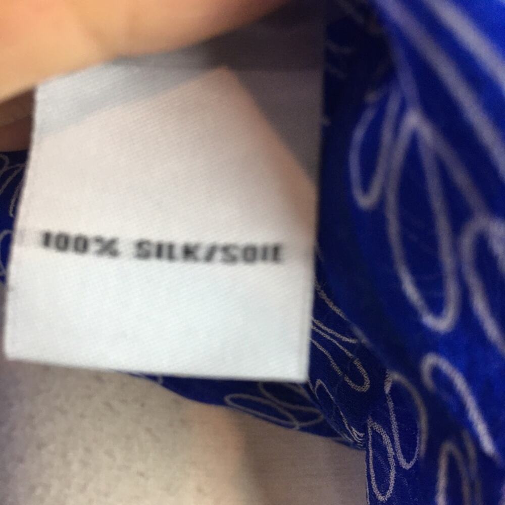 Diane Von Furstenberg Blue Leaf Print Silk Sheer Top 2 - Picture 7 of 10